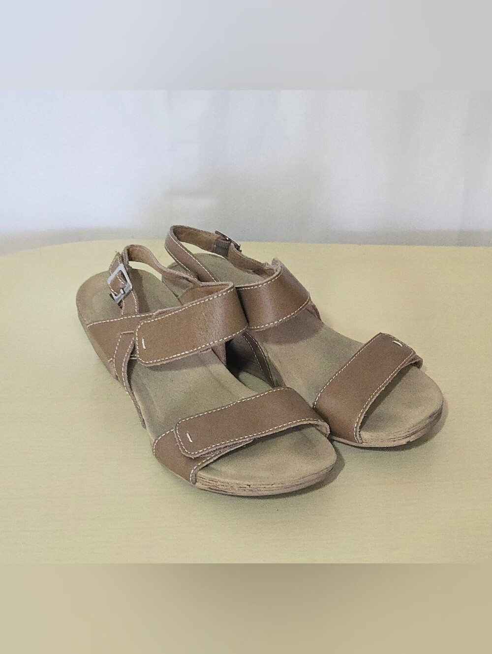 Clarks Leather Wedge Sandals - Tan - Adjustable & Functional - Bohemian Size 6.5
